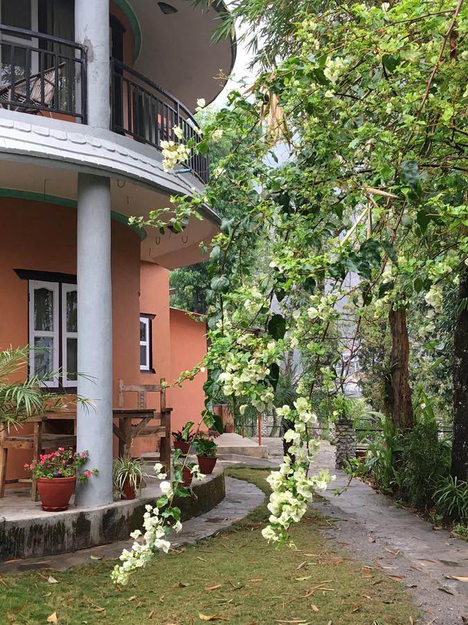 Hidden Paradise Guest House Pokhara Extérieur photo